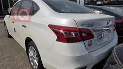 نيسان سيلفي